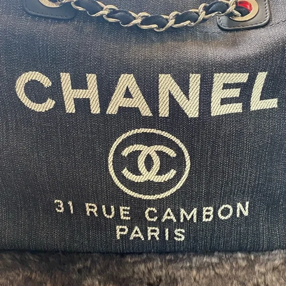 Chanel Deauville Tote Canvas Bag - Picture 12 of 13